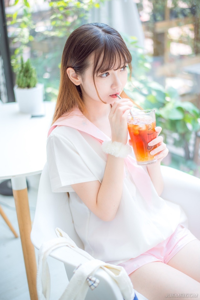 “嗷嗷嗷~”